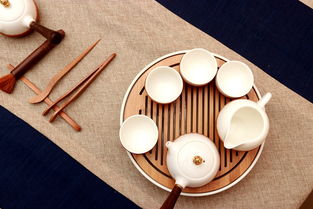 匠心獨(dú)運(yùn) · 藝韻流長(zhǎng) 2019屆產(chǎn)品藝術(shù)設(shè)計(jì)與工藝美術(shù)品設(shè)計(jì)畢業(yè)展側(cè)記